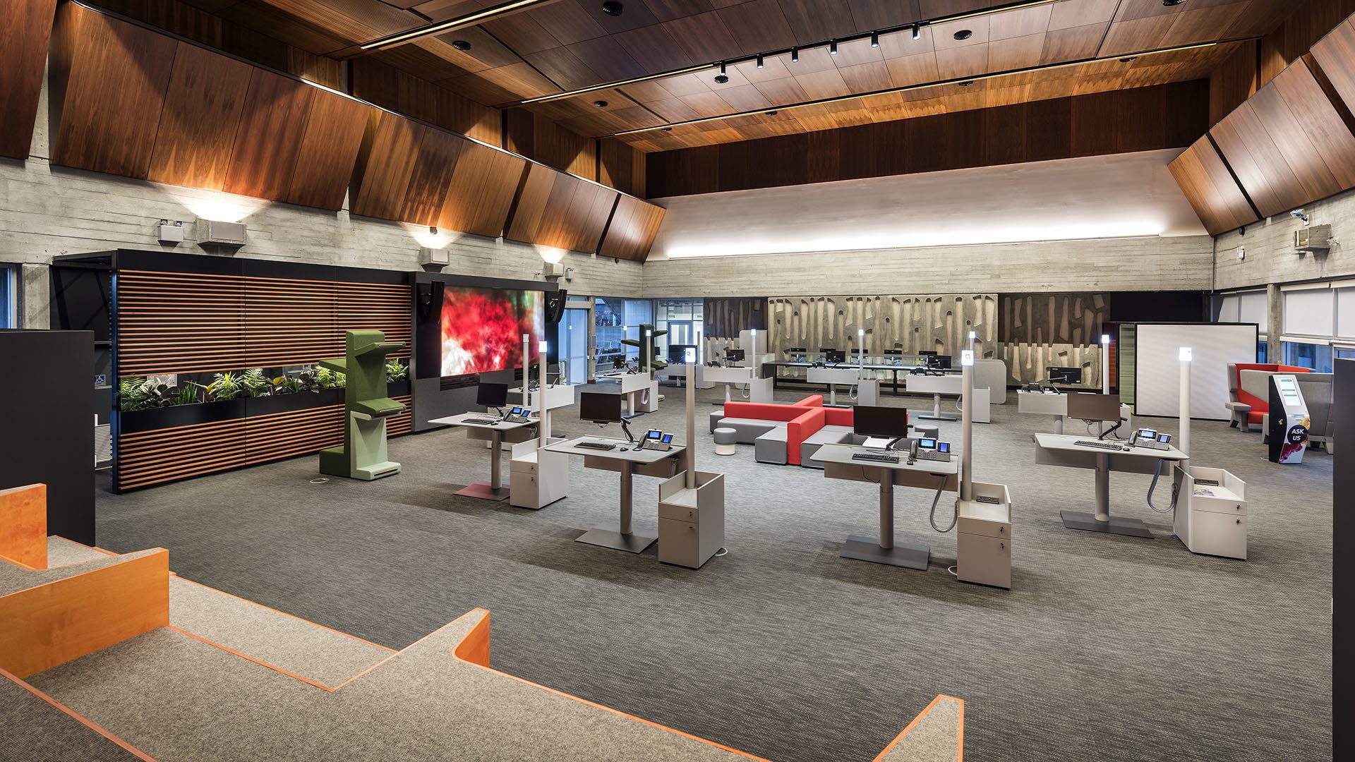 Wide angle photo of Curtin Connect.